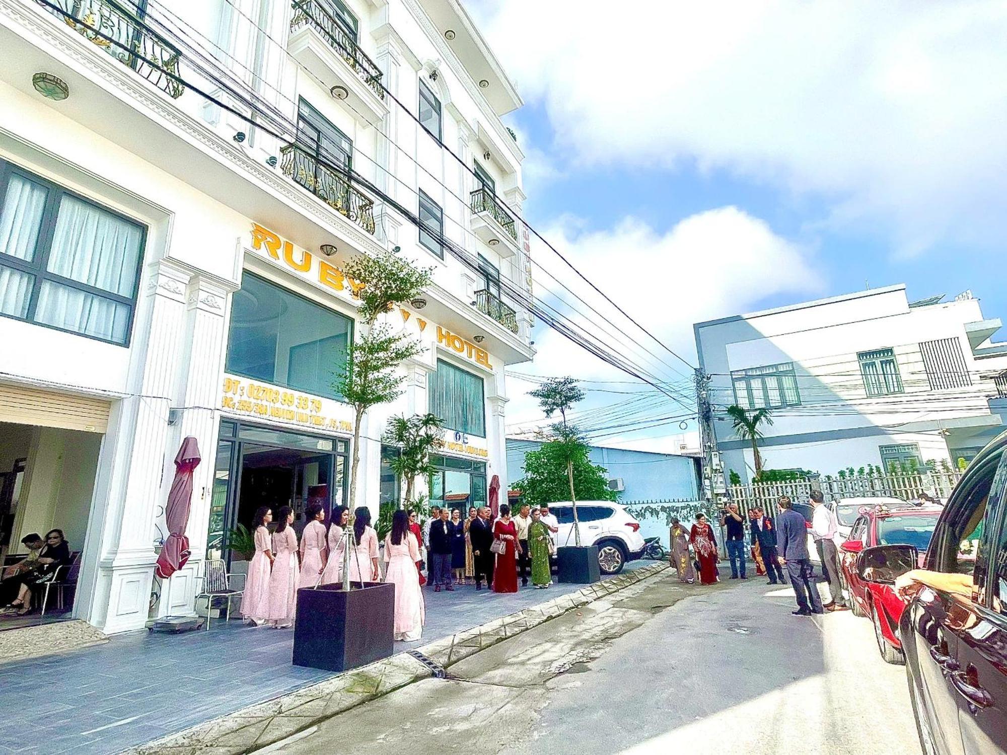 Ruby Hotel หวินห์ลอง ภายนอก รูปภาพ
